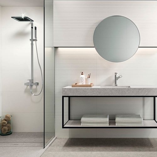 baño moderno con azulejo blanco con relieve Pure White Relieve